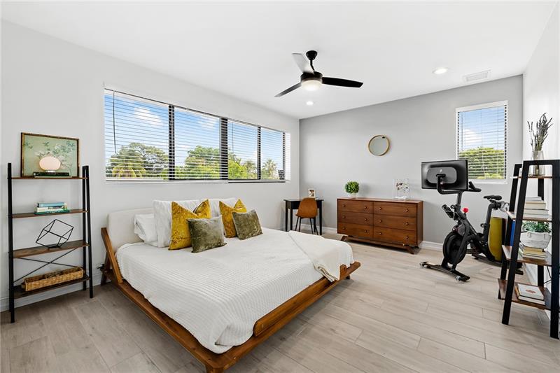 825 North 17th Terrace, Fort Lauderdale, FL 33304 7 Olga Hernandez Realtor Homes For Sale Florida 6