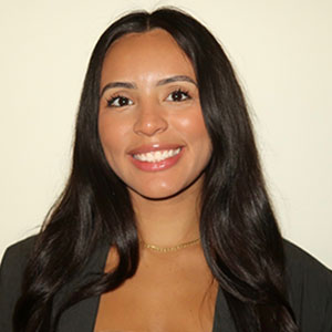 Meet Our Real Estate Advisors 113 Cindy Deras