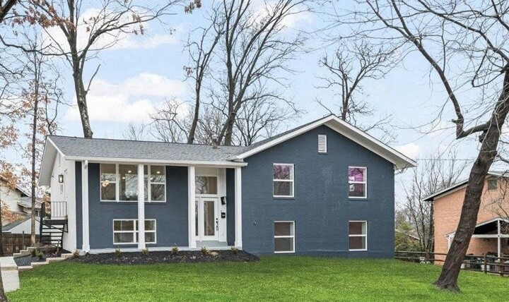 8321 Raymond Ln