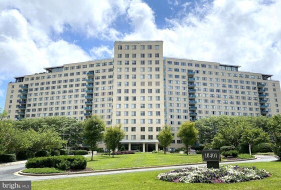 10401 Grosvenor Place 1217 7 MDMC2195698