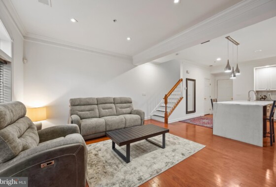 589 Odendhal Avenue 589 6 MDMC2210298