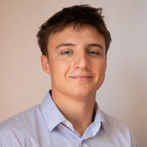 Meet Our Real Estate Advisors 96 Adam Bazyluk - Realty Advantage