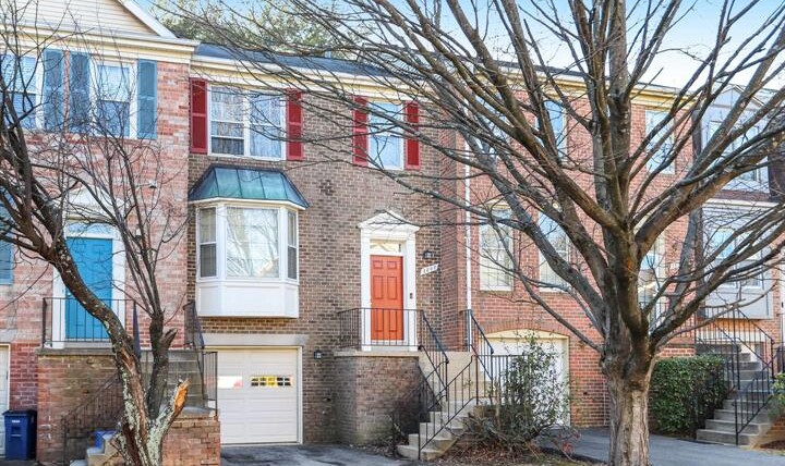 2807 Strauss Terr