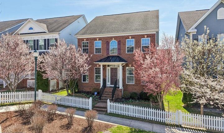 12244 Bluffwood Terr