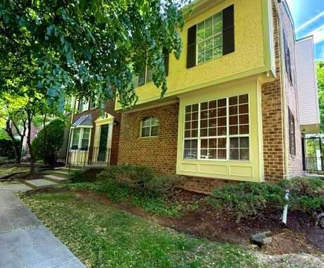 1 Dunsinane Court 1-61 5 MDMC2240172